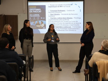 Encontro foi para coordenadores de setores