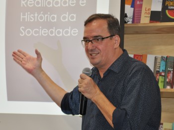 Marco Aurélio Alves