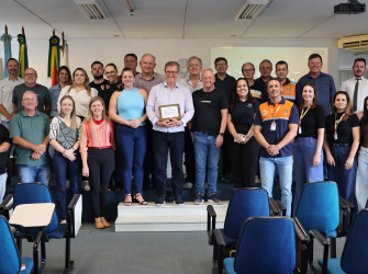 Participantes da assembleia