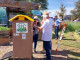 Explicando para os parceiros olhar o QR-code