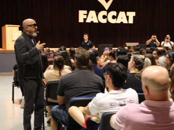 Fabrício Carpinejar