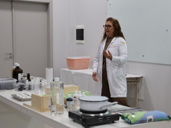 Oficina de Aromaterapia como práticas integrativas no ambiente de trabalho