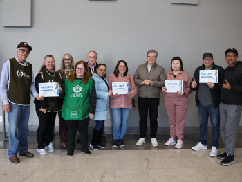 Entrega dos leites ocorreu no Centro de Eventos da Faccat
