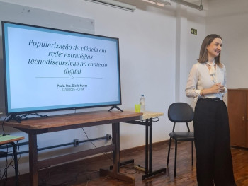 Professora Dieila Nunes Professora Dieila Nunes