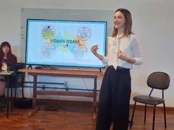 Professora Dieila Nunes Professora Dieila Nunes