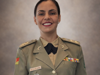 Tenente-Coronel Karine Pires Soares 
