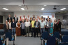 Autores junto com os amigos na noite de lançamento