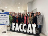 Foto coletiva dos alunos e professores