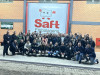 Grupo visitando a empresa Saft